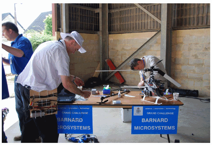 Joe Barnard and Marcel King preparing the bml stand